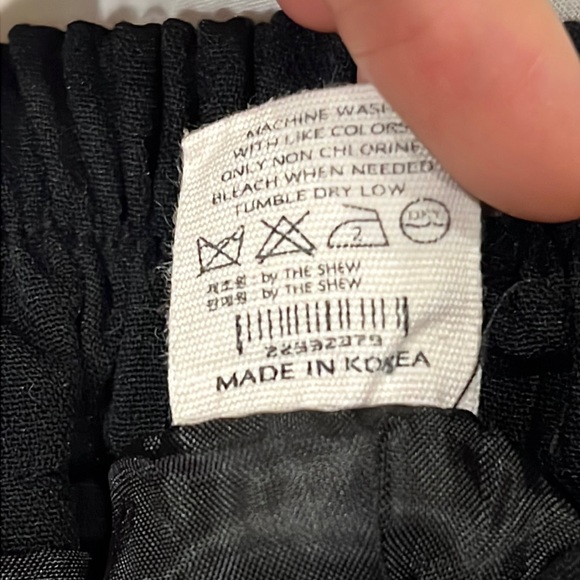 Korean Brand Box Pleated Midi Skirt - Picture 10 of 11